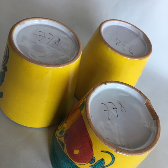 3 Mini Vintage Planter Pots Italy Majolica Painted Cherries Handmade Yellow Red - Picture 5 of 15